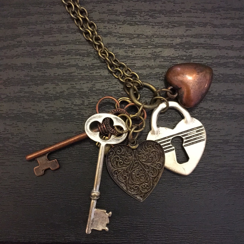 Bronze Metal Key & Heart Pendant Necklace
